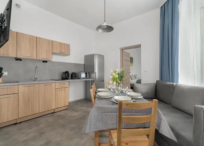 Elegancki I Stylowy Niedaleko Rynku W Poznaniu By Renters Apartment